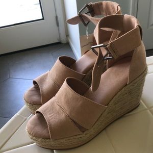 Pink Universal Thread Espadrille Wedges size 10